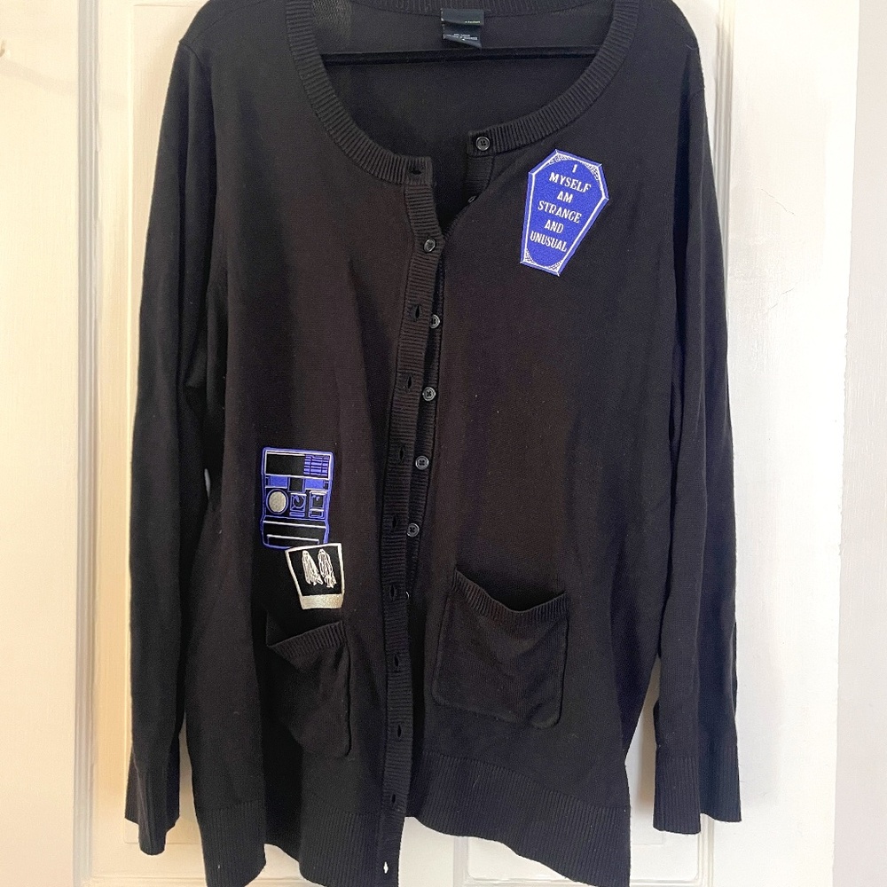 Beetlejuice Cardigan "I myself am strange and unusual" - 3x